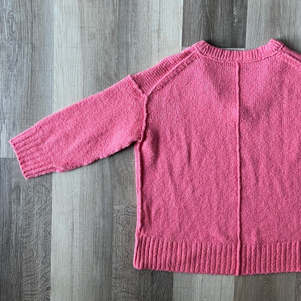 Free People Coral Pink V-Neck Oversized Sweater - Picture 8 of 13